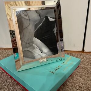 Kate Spade 8x10 Grace Avenue Frame
